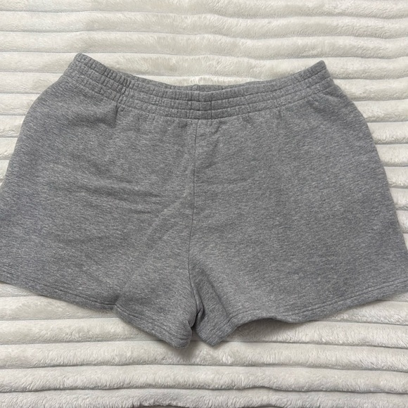 UGG Noni Short - Picture 4 of 7